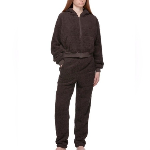 Skims Espresso Chocolate Brown Teddy Sherpa Fuzzy Jogger Sweatpants S (BX16) - Picture 2 of 9